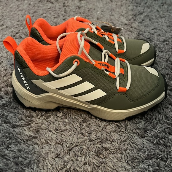 Adidas Terrex Kids Shoes - Picture 1 of 6